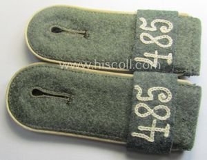 Pair of WH (Heeres) 'M41 o. M43'-pattern, EM-type shoulderstraps with …