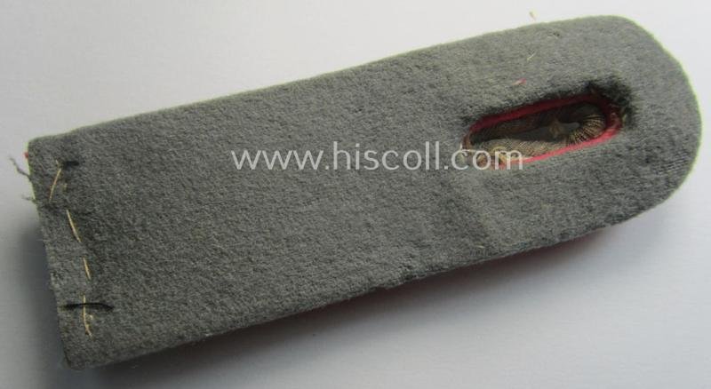 Single, WH (Heeres) 'cyphered', officers'-type shoulderboard: 'Oberleutnant der Reserve des Panzerjäger-Abtlgs. 2' — image 3