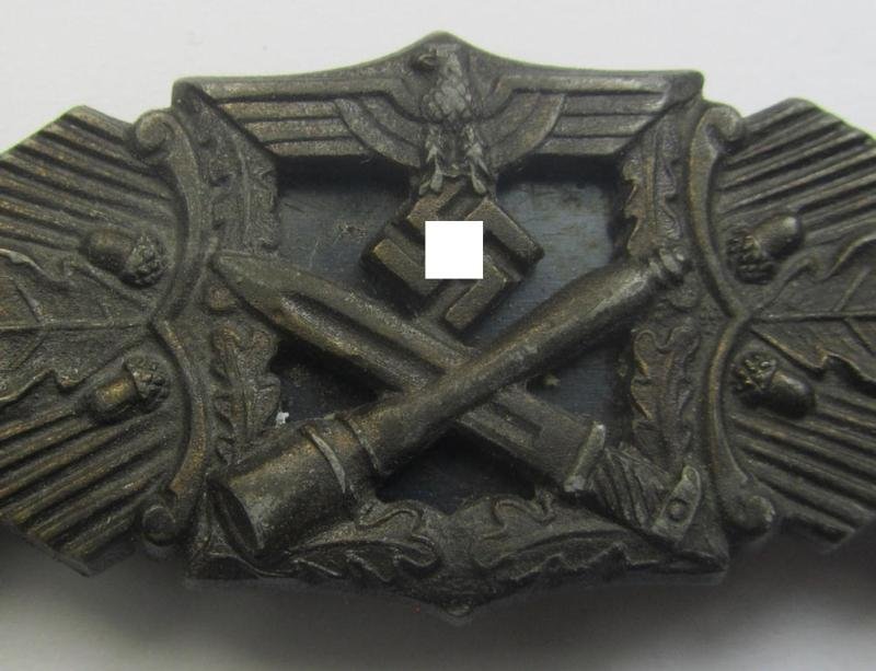 'Nahkampfspange in Bronze' (or: bronze-class close-combat clasp ie. CCC) being a neatly maker-marked- and/or minimally converse-shaped specimen as was produced by the: 'JFS'- (ie. 'Joseph Feix u. Söhne'-) company — image 2