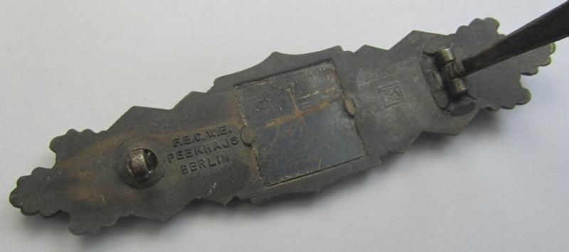'Nahkampfspange in Bronze' (or: bronze-class close-combat clasp ie. CCC) being a neatly maker-marked- and/or minimally converse-shaped specimen as was produced by the: 'JFS'- (ie. 'Joseph Feix u. Söhne'-) company — image 6