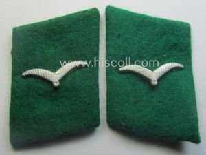 Fully matching, bright-green-coloured pair of WH (Luftwaffe) EM/NCO-pattern collar-patches (ie. …