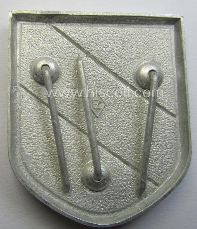 'Virtually mint ie. unissued' pair of WH (Heeres) tropical- (ie. 'DAK'- or: 'Deutsches Afrikakorps'-) related- and/or aluminium-based, eagle-'pith-helmet'-shields comprising of two maker- (ie. 'P&C'-) marked examples — image 3