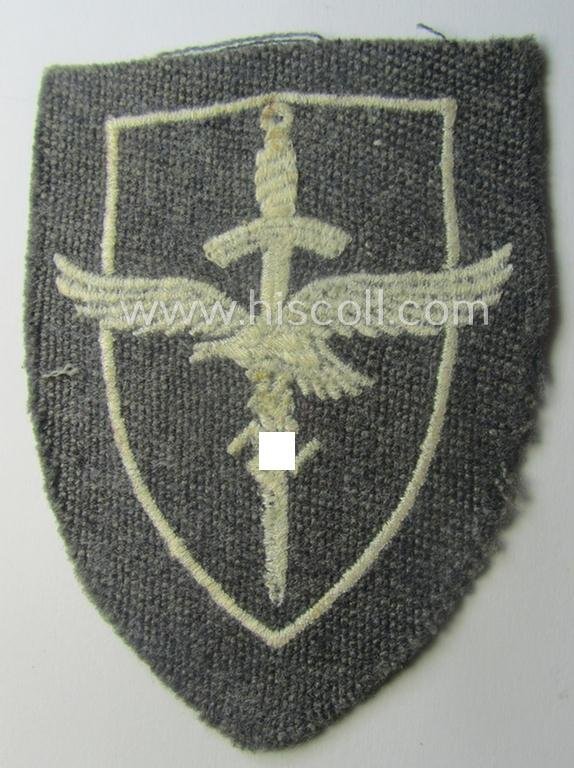 Hardly used - and actually rarely seen! - WH (Luftwaffe) related arm-patch (ie. 'Ärmelabzeichen für Nachrichtenhelferinnen der Luftwaffe') — image 3