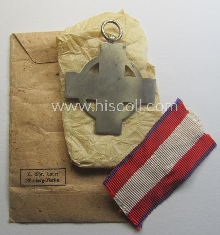 Fully complete, 'Feuerwehr-Ehrenzeichen der II. Stufe' that comes together with its shortened piece of ribbon (ie. 'Bandabschnitt') and (rarely seen!) period, 'Zellstoff'-based pouch as issued and/or recently found — image 3