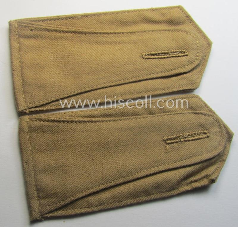 Pair of WH (Kriegsmarine) 'tropical-styled', EM-type shoulderstraps (as intended for usage on the tropical-shirts ie. tunics): 'Matrose' — image 3