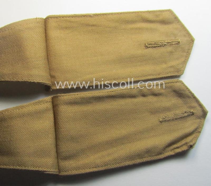 Pair of WH (Kriegsmarine) 'tropical-styled', EM-type shoulderstraps (as intended for usage on the tropical-shirts ie. tunics): 'Matrose' — image 4