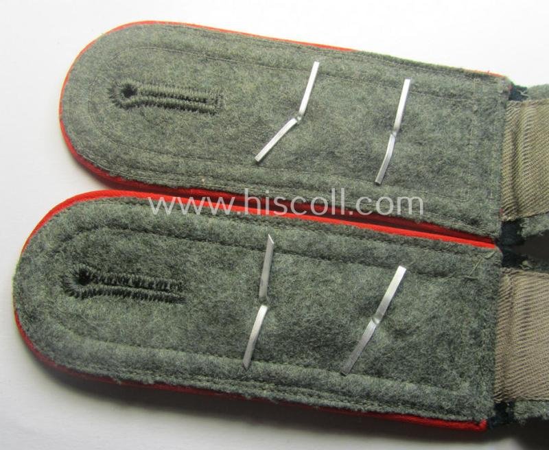 Pair of WH (Heeres) early-war-period- (ie. 'M40'-pattern) NCO-type shoulderstraps as was intended for usage by an: 'Oberwachtmeister eines (Sturm)Art.-Abts. o. Rgts.' — image 4