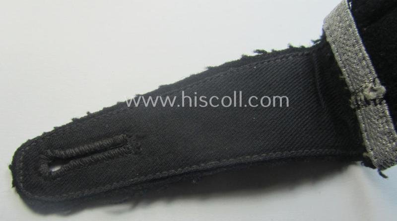 Regrettably single - but nevertheless extremely rarely found! - Waffen-SS neatly 'cyphered', NCO-type shoulderstrap as was intended for usage by a: 'SS-Scharführer eines Kavallerie- o. Aufklärungs-Abts.' — image 5