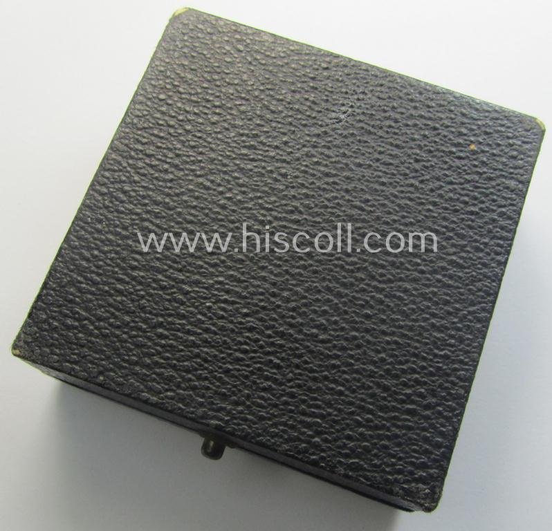 Greyish-silver-toned, 'Reichsnährstand'- (ie. 'RNSt.'-) related, commemorative-award-plaque entitled: 'Reichsnährstand - Landesbauernschaft - Blut und Boden - für züchterische Leistungen' and that comes stored in its period etui — image 6