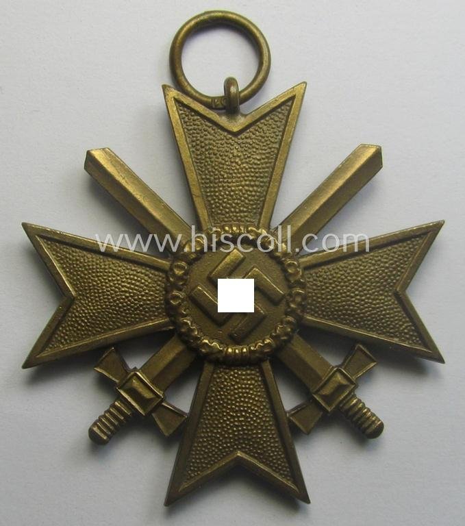 Fully matching medal-set: 'KvK 2. Klasse m. Schwn.' being a clearly maker- (ie. '101'-) marked specimen that comes in its ('variant'-pattern!) pouch by the 'Hersteller': 'Rudolf Tham - Gablonz a. N.' — image 2