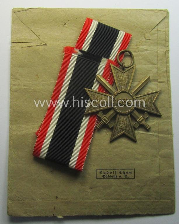 Fully matching medal-set: 'KvK 2. Klasse m. Schwn.' being a clearly maker- (ie. '101'-) marked specimen that comes in its ('variant'-pattern!) pouch by the 'Hersteller': 'Rudolf Tham - Gablonz a. N.' — image 5
