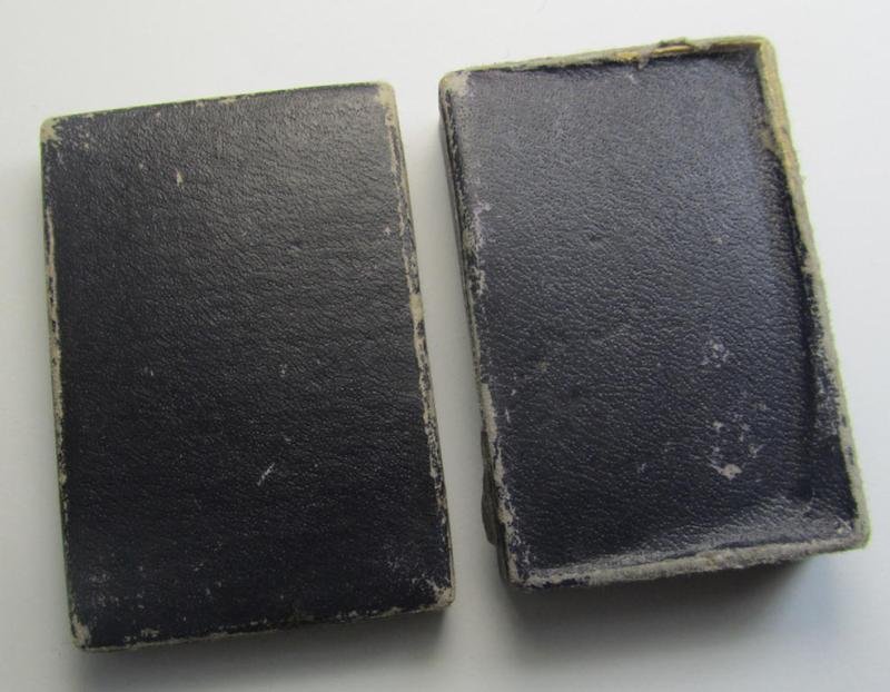 Empty, darker-blue-toned- and 'generic'-styled 'LDO'-etui ie. box being a nicely preserved example that comes in an overall nice- ie. clearly used, condition — image 2