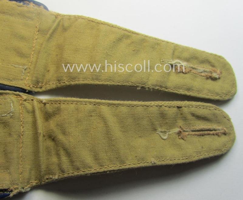 Pair of WH (Luftwaffe) 'tropical-styled' shoulderstraps (as was specifically for usage on the tropical-shirts ie. tunics) as was intended for usage by an: 'Uffz. der Sanitäts-Trpn.' — image 5