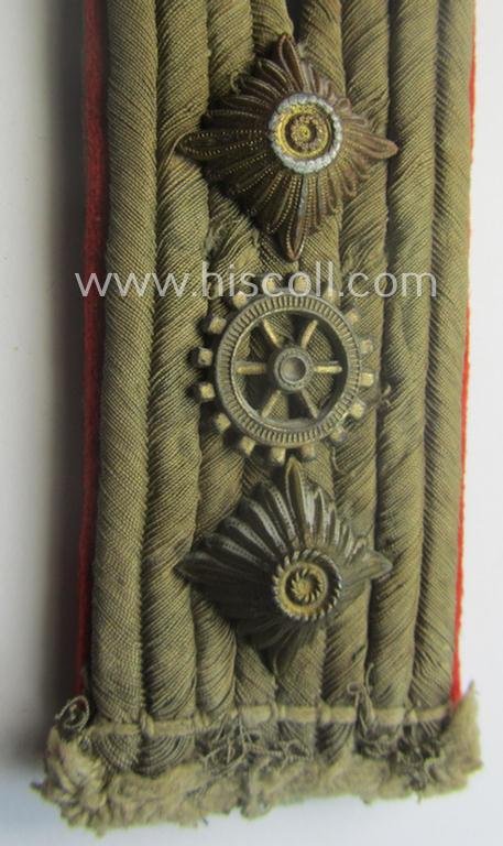 Single, WH (Heeres) neatly 'cyphered', officers-pattern shoulderboard as intended for a: 'Hauptmann der Reserve u. Feldingenieur des Heeres' — image 2