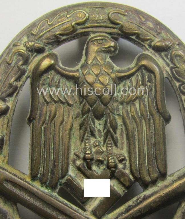 Attractive - and moderately used- ie. worn! - 'Allgemeines Sturmabzeichen' (or: General Assault Badge ie. GAB) being a (typical) unmarked 'Buntmetall'-based and/or scarcely seen 'hollow-back'-version as produced by the: 'Otto Schickle'-company — image 2