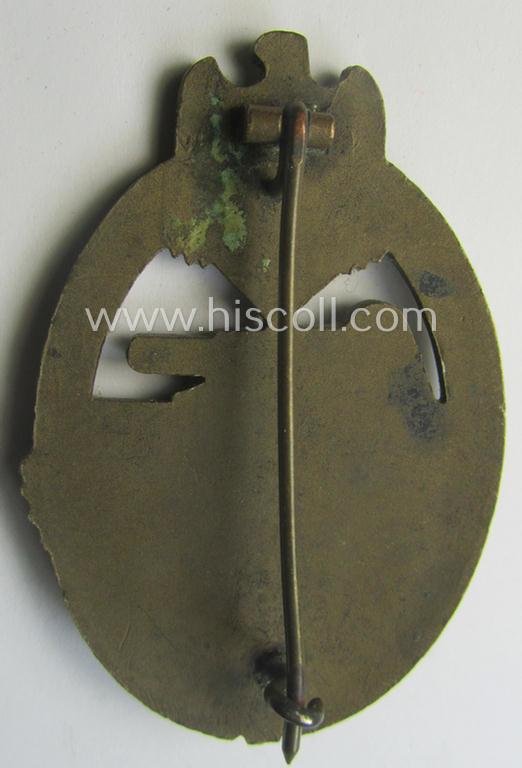 Superb, 'Panzerkampf-Abzeichen in Bronze' being a (typical!) unmarked, 'Buntmetall'-based- and/or 'solid-back'-specimen as was produced by the: 'Karl Würster'-company — image 4