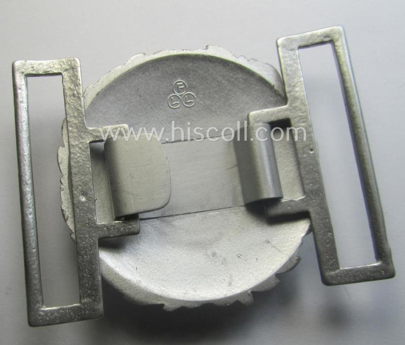 'Virtually mint', WH (Kriegsmarine) 'standard-issue'-pattern, silver-toned- and/or typical aluminium-based officers'-dress-model belt-buckle (ie. 'Paradefeldbinde für Beambten der KM') being a neatly maker- (ie. 'F.L.L.'-) marked example — image 3