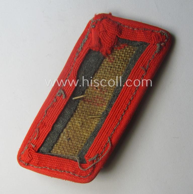 Single, mid- (ie. later-war-) period, WH (Heeres) field-grey-coloured, woolen-based- and/or bright-red-piped so-called: 'Sturmgeschütze'-collar-tab having a zinc-based 'Totenkopf'-device (ie. skull) period-attached — image 3