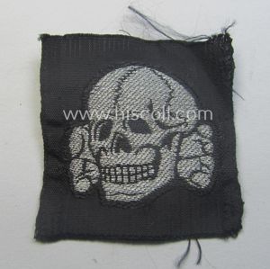 Stunning - and rarely encountered! - Waffen-SS, officers'-pattern, 'BeVo-flatwire'-woven-style skull …