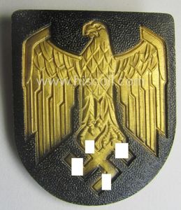WH (KM) tropical eagle-'pith-helmet'-shield (being a: non-marked example that comes …