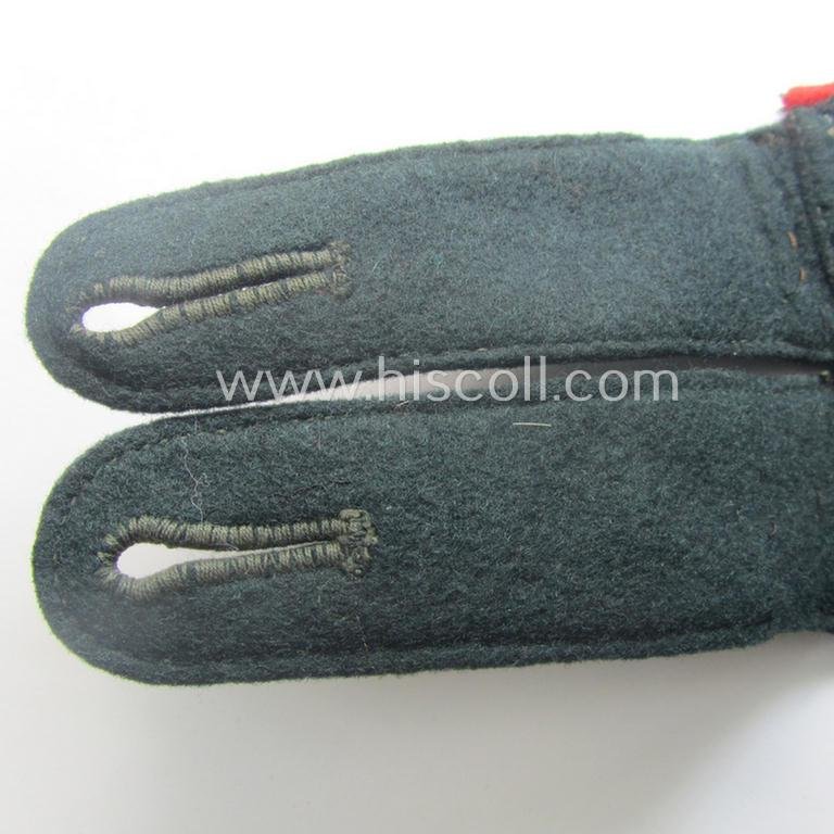 Pair of WH (Heeres) early-war-period- (ie. 'M40'-pattern and typical privately-purchased) NCO-type shoulderstraps as was intended for usage by a: 'Wachtmeister eines (Sturm)Art.-Abts. o. Rgts.' — image 5