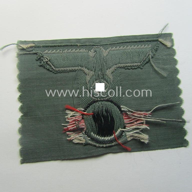 WH (Heeres) 'T-shaped' M42-model cap-eagle/cocarde as executed in 'BeVo'-weave pattern (being an attractive example that comes in a never used- nor cap-attached, condition) — image 3