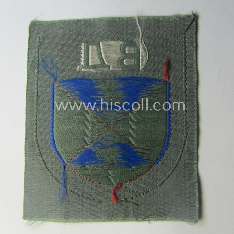 Eastern- ie. Russian volunteer (ie. Cossack-) related armshield as executed in the neat 'BeVo'-weave pattern depicting the interwoven 'Cyrillic' characters: 'BA' (as was intended for the Russian volunteers serving within the 'Don Cossacks') — image 2