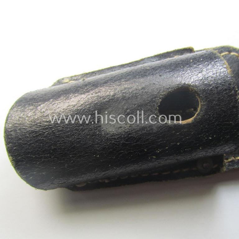 Genuine-leather-based- and/or black-coloured, 'standard-pattern' (and I deem later-war-period) WH (Heeres, Waffen-SS, Luftwaffe etc.) so-called: K98 bayonet-frog (ie. 'Tragetasche o. Koppelschuh') being a maker-marked (ie. 'RbN.'-numbered) example — image 2