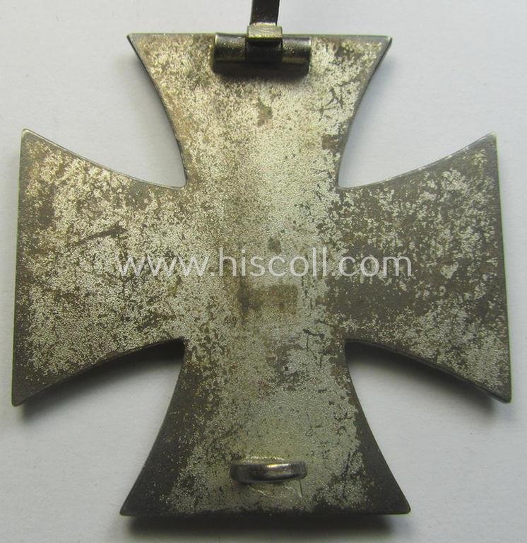 'Eisernes Kreuz 1. Klasse' (ie. Iron Cross 1st Class) being a maker- (ie. '26'-) marked example as was produced by the company: 'B.H. Mayer's Kunstprägeanstalt' — image 5