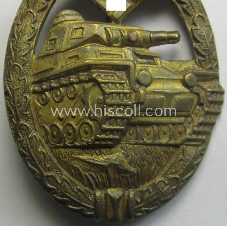 Superb, 'Panzerkampf-Abzeichen in Bronze' being a (typical!) unmarked, 'Buntmetall'-based- and/or 'hollow-back'-specimen as was produced by the: 'Karl Würster'-company — image 3