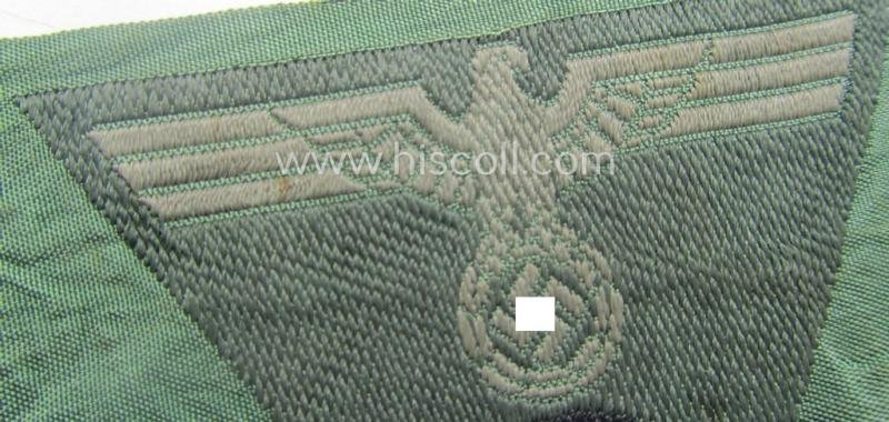 WH (Heeres) so-called: 'M43-pattern') cap-eagle/cocarde (ie. cap-trapezoid) as was specifically produced for usage on the so-called: 'M-43'-model field-caps (ie. 'Einheitsfeldmützen') — image 2