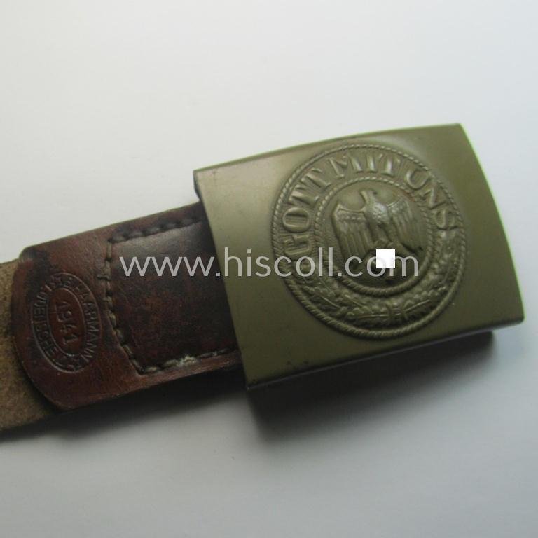 'Virtually mint', 'standard-issue'-pattern, WH (Heeres) field-grey-toned- and/or steel-based belt-buckle being a non-maker-marked example that comes mounted onto its 'B. Haarmann'-marked and/or '1941'-dated tab — image 3