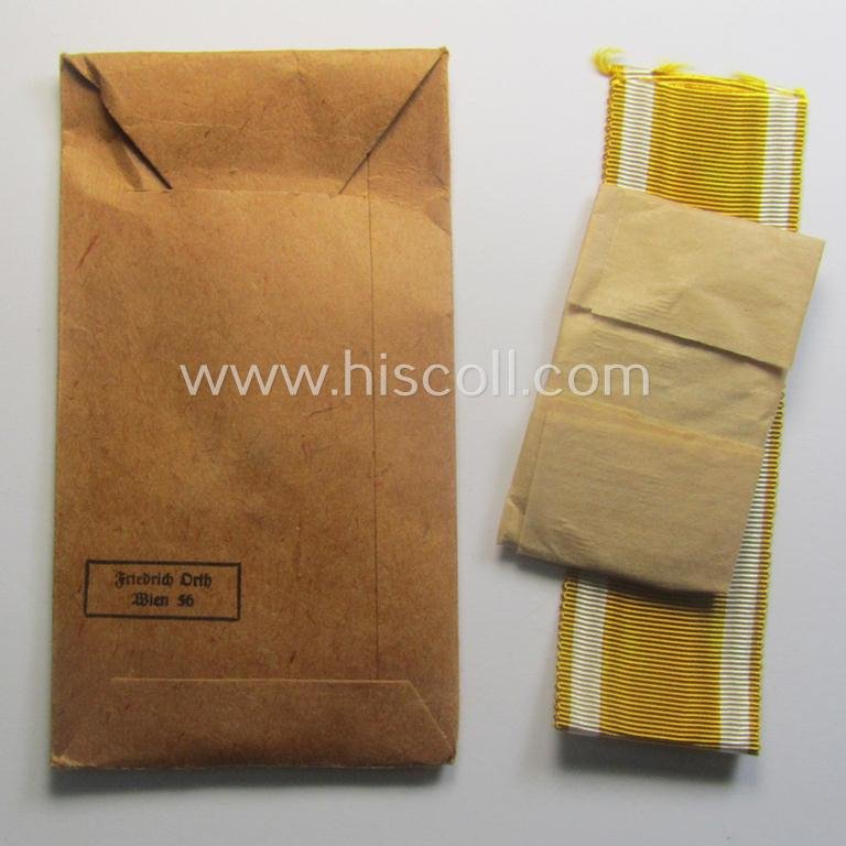 Stunning, 'Deutsches Schutzwall Ehrenzeichen' (aka: 'Westwall'-medal) being a (typical) non-maker-marked- and/or: 'Buntmetall'-based specimen that comes packed in its original pouch of issue by the: 'Friedrich Orth'-company — image 3