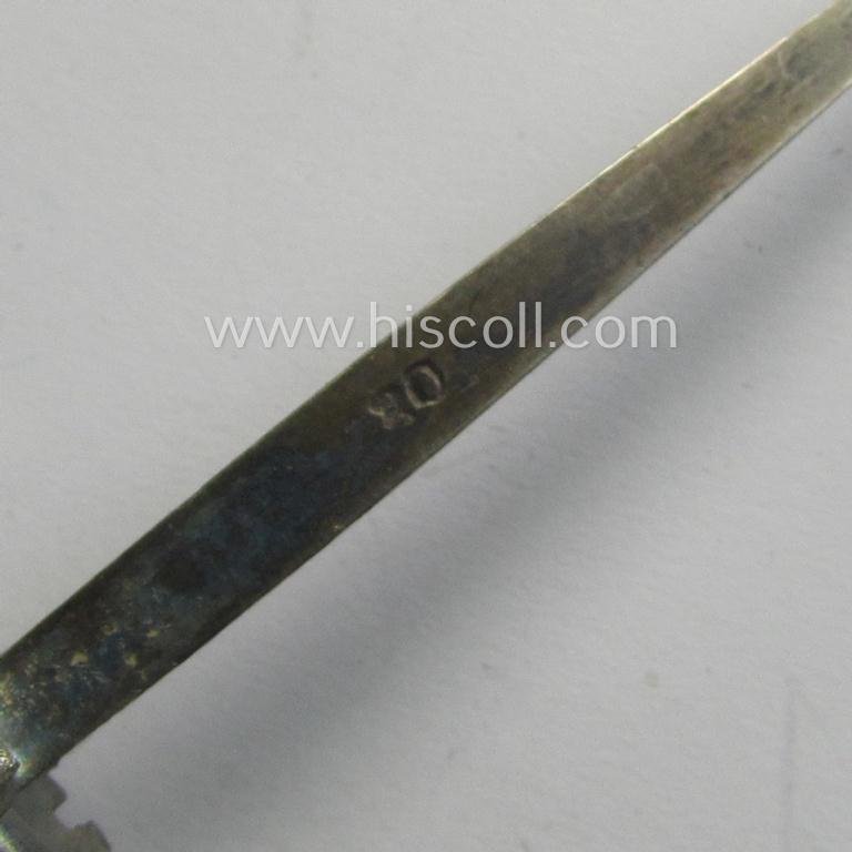 Attractive, neatly maker- (ie. '20'-marked-) example of WH (Heeres, LW etc.) 'Deutsches Kreuz im Gold' (or DKiG) being a (regular- ie. 'light-weight') piece that was produced by the: 'C.F. Zimmermann'-company — image 8