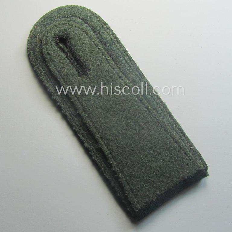 Single - and very unusual! - early-period (ie. 'M40-pattern and/or rounded-styled), WH (Heeres) 'cyphered' NCO-type shoulderstrap as was intended for an: 'Unteroffizier u. Mitglied des Eisenbahn-Pionier Rgts. 2' — image 3