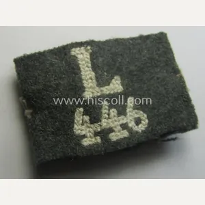 Pair of WH (Heeres) 'Infanterie'-related 'Schulterstück-Überschuben': 'Soldat des Landesschützen-Batalions 446'