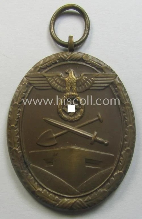 Medal-set: 'Deutsches Schutzwall Ehrenzeichen' (aka: 'Westwall'-medal) being a non-maker-marked- and/or: 'Buntmetall'-based specimen — image 2