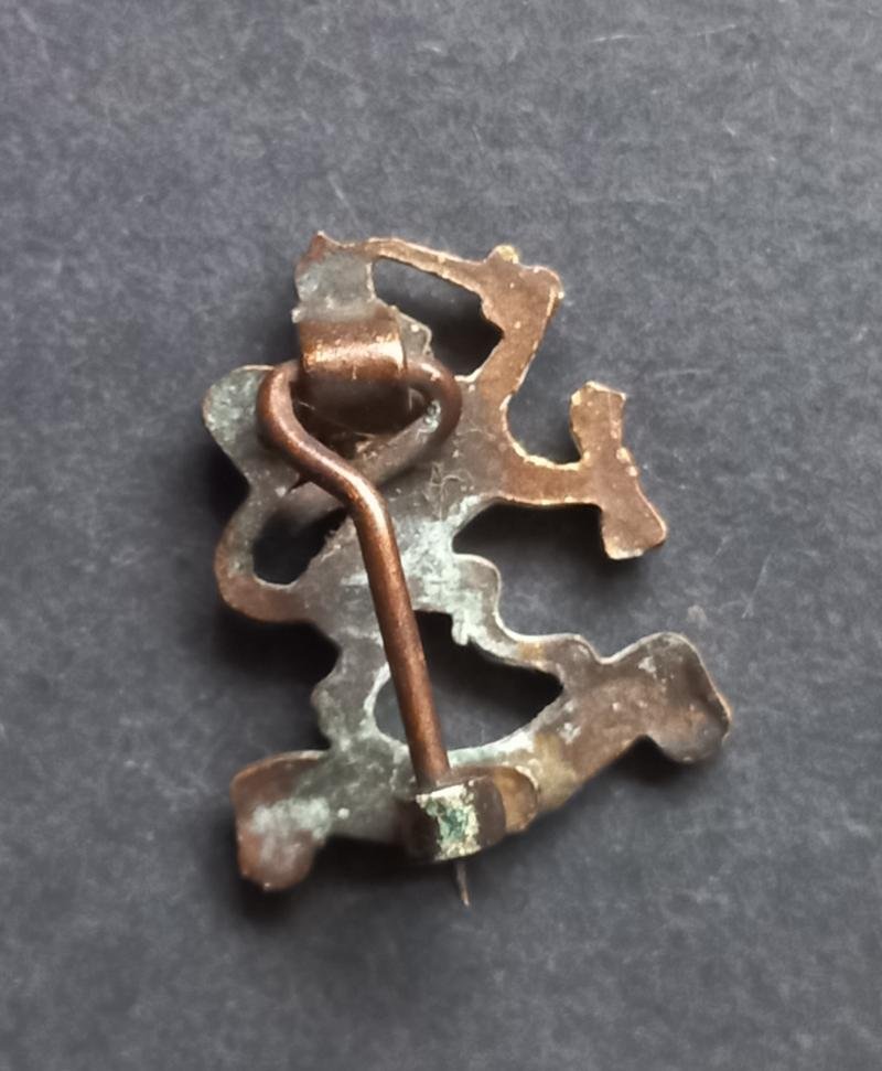 A attractive - British made - so called Dutch 'Spitfire Fund' pocket badge i.e pin — image 2