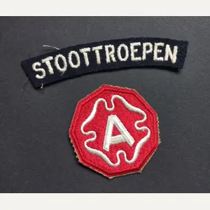 A nice little set of (Dutch and US Army) badges …