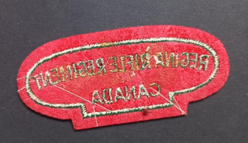 A attractive - albeit regrettably single - British made Canadian Regina Rifles shoulder title — image 2