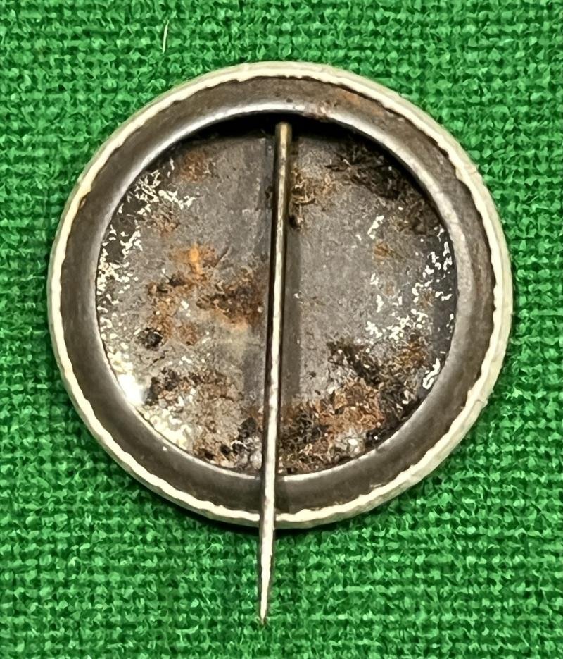 Malvern War Weapons Week pin badge — image 2