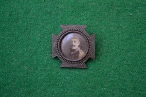 WW1 Patriotic Jewellry.