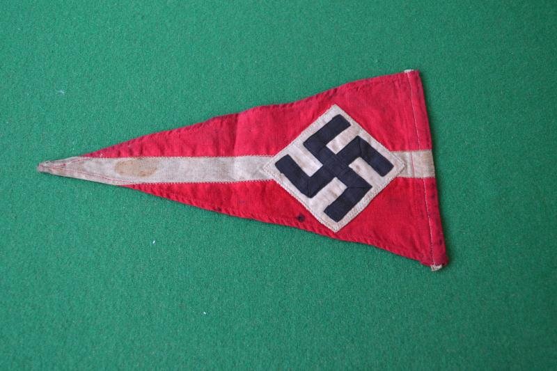 HJ Pennant, — image 2