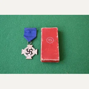 Faithful Service Cross.