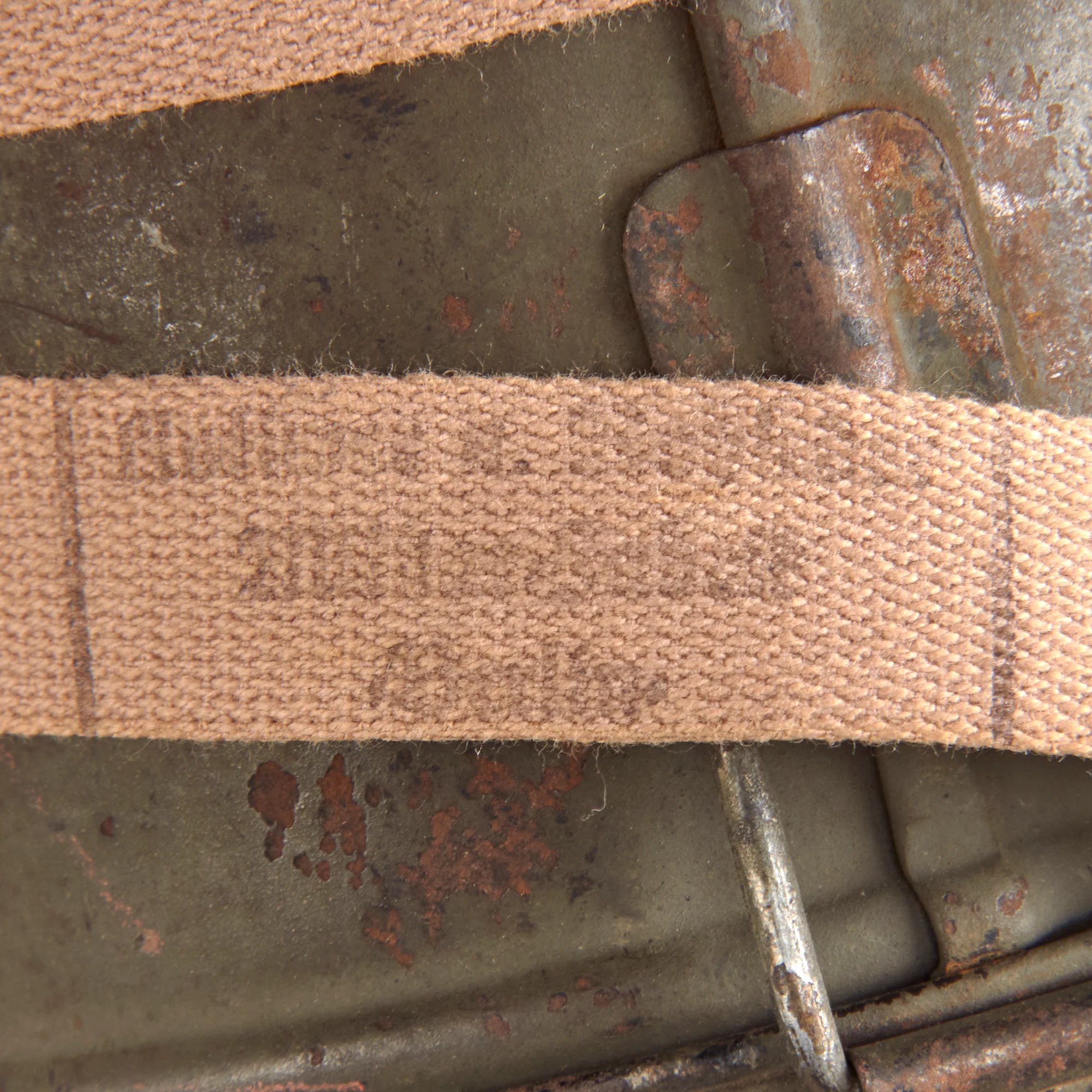 Original Imperial German WWI M1917 Ledermaske Gas Mask in Gummimaske Canister with Replica Carrying Strap — image 5