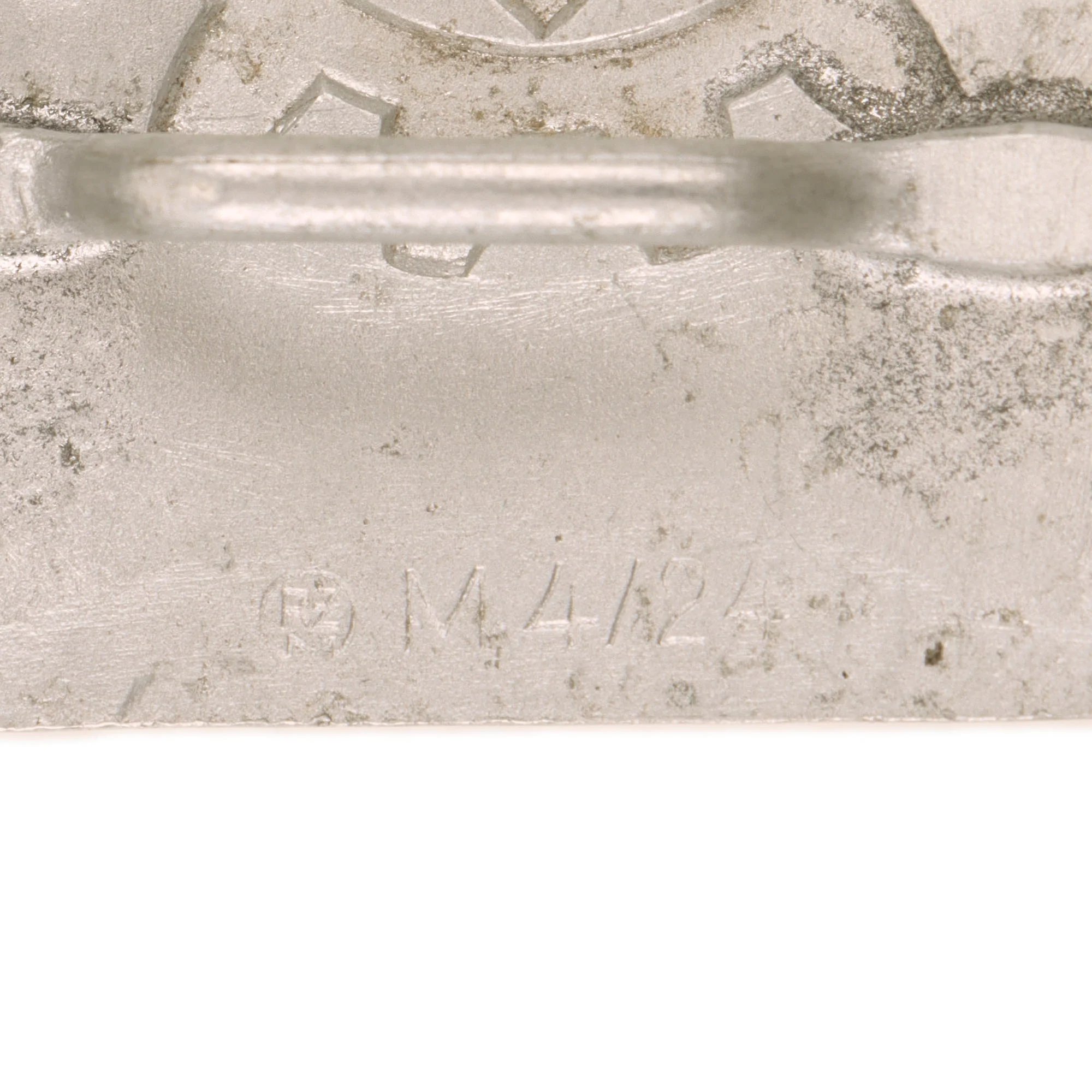 Original German WWII DAF Aluminum Belt Buckle by Friedrich Linden of Lüdenscheid - M4/24 — image 3