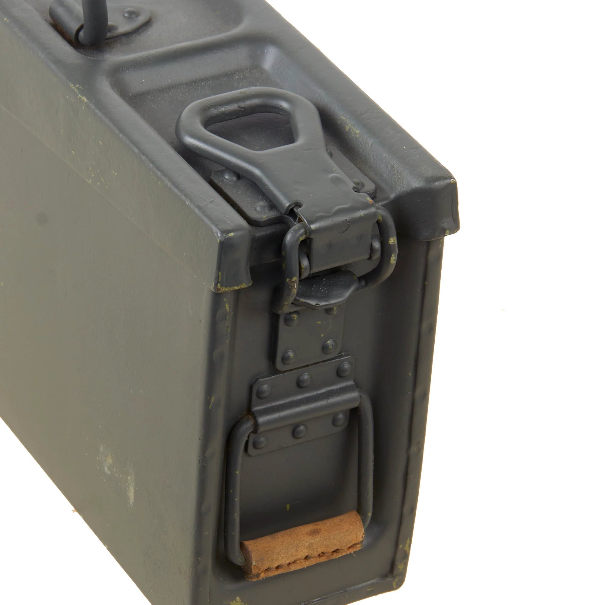 Original German WWII MG 34 Display Machine Gun Serial 7876 with Belt Carrier, Barrel in Carrier, Ammo Box, and Two Belts of Inert Ammo — image 28