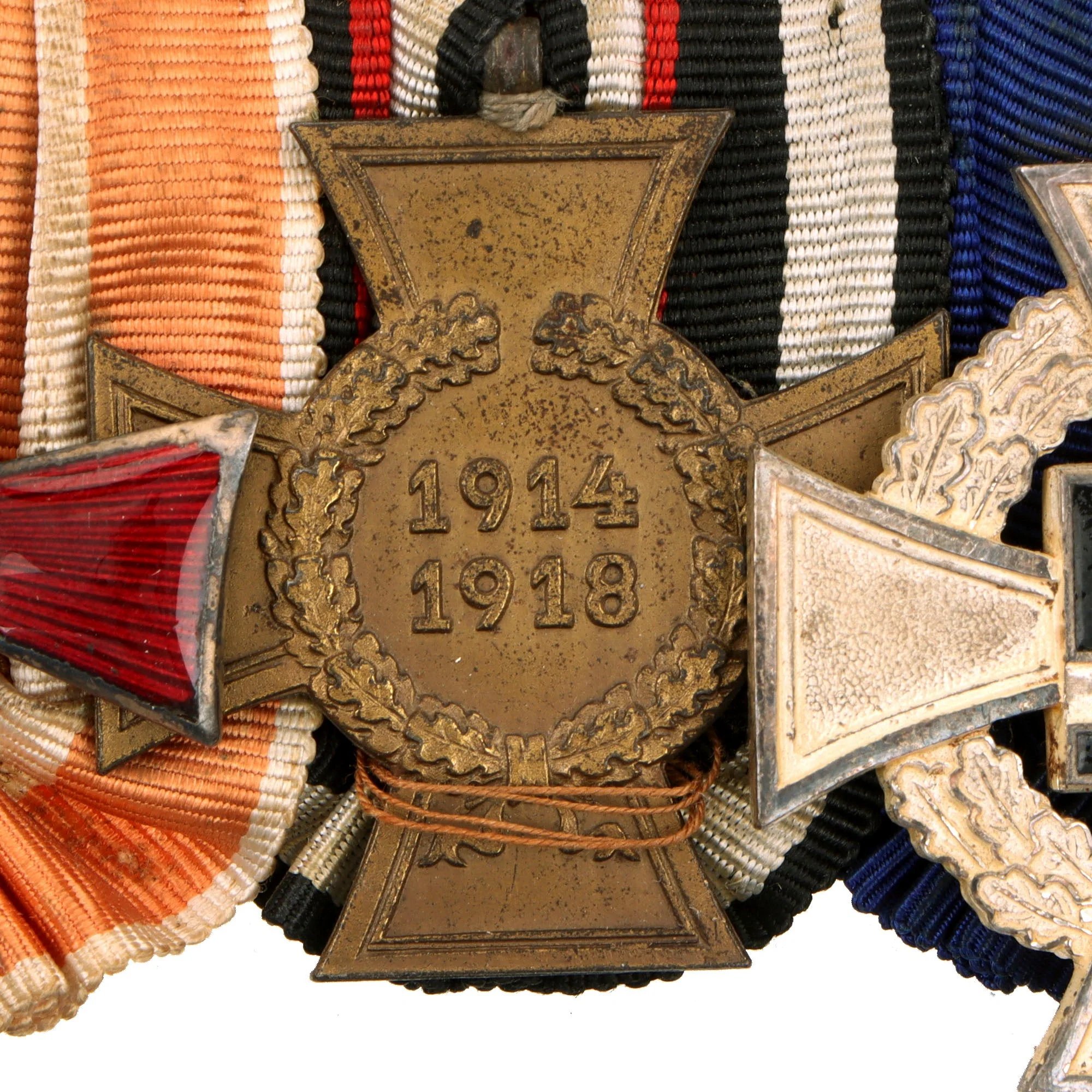 Original German WWI - WWII Medal Bar with City of Hamburg Hanseatic Cross, Hindenburg Cross & 40 Year Civil Service Medal - 3 Awards — image 3