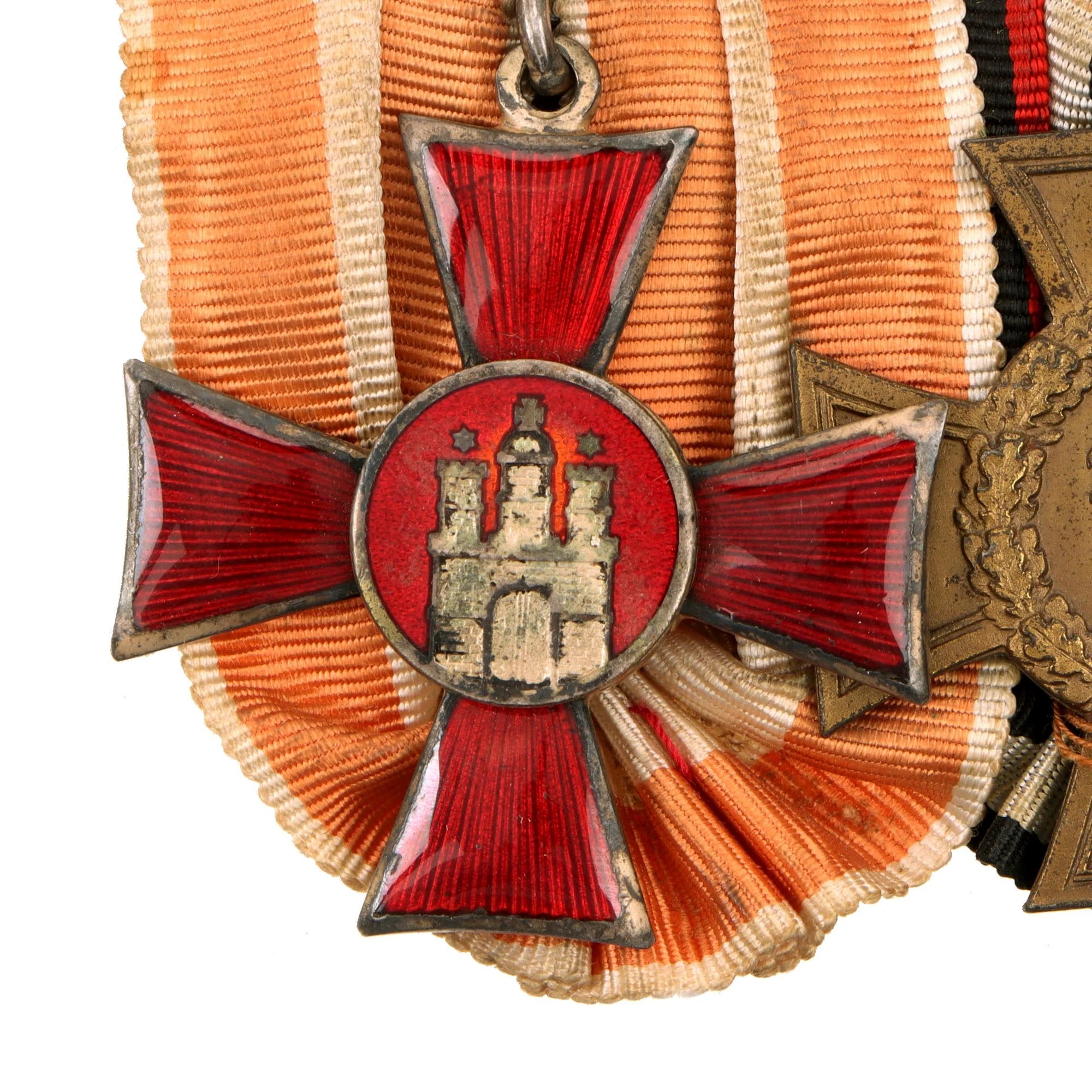 Original German WWI - WWII Medal Bar with City of Hamburg Hanseatic Cross, Hindenburg Cross & 40 Year Civil Service Medal - 3 Awards — image 4