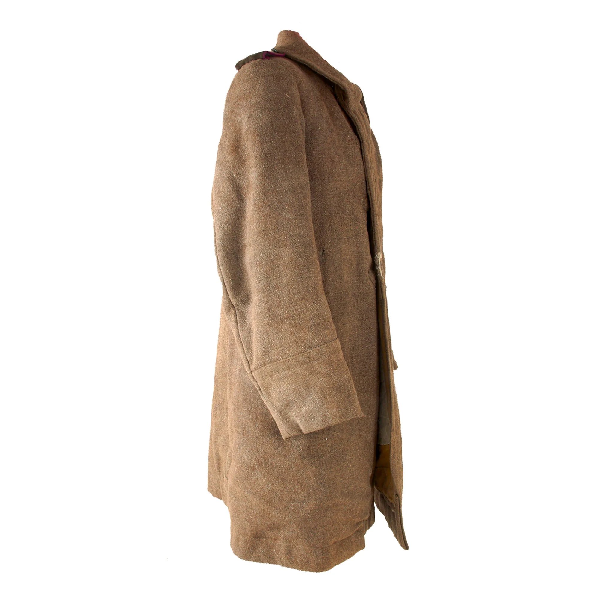 Original Soviet WWII Enlisted Men's Greatcoat with Infantry Shoulder Boards & Modified Telogreika Padded Lining — image 4